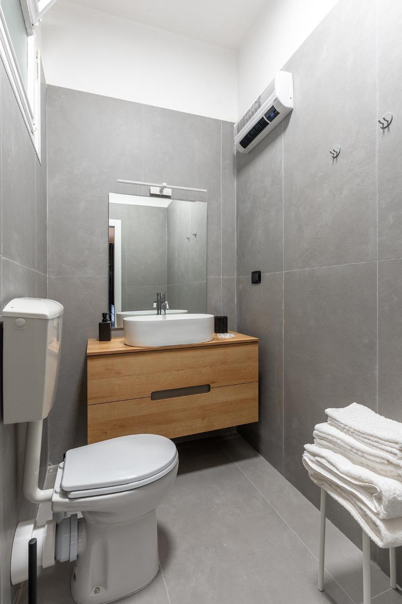 Fourooms - Bari Principe Amedeo Exterior foto
